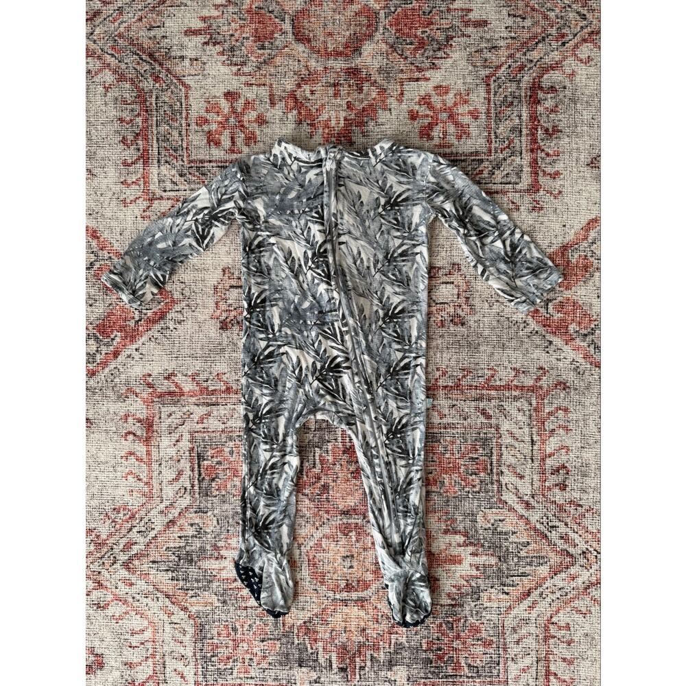 Posh Peanut Footies